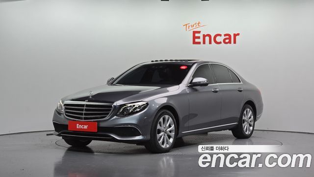 Mercedes-Benz E-Class (W213) E300 4MATIC Exclusive 2018 — фото 1