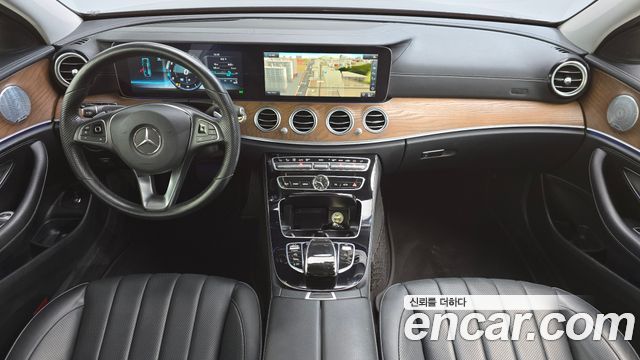 Mercedes-Benz E-Class (W213) E300 4MATIC Exclusive 2018 — фото 7