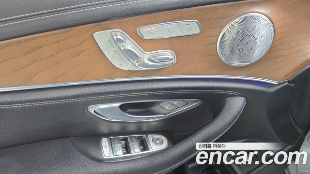 Mercedes-Benz E-Class (W213) E300 4MATIC Exclusive 2018 — фото 27