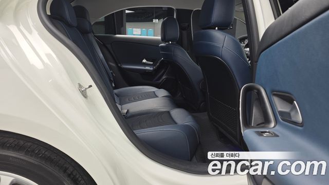 Mercedes-Benz A-Class (W177) A220 Sedan 2020 — фото 11