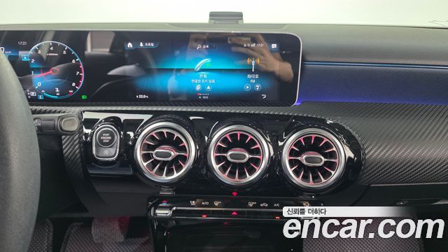 Mercedes-Benz A-Class (W177) A220 Sedan 2020 — фото 13