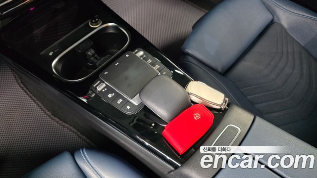 Mercedes-Benz A-Class (W177) A220 Sedan 2020 — фото 18