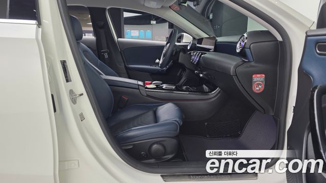 Mercedes-Benz A-Class (W177) A220 Sedan 2020 — фото 26