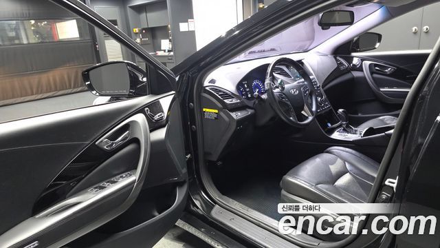 Hyundai Grandeur (HG) HG240 Modern 2015 — фото 10