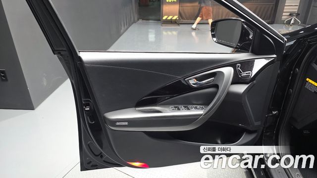 Hyundai Grandeur (HG) HG240 Modern 2015 — фото 24