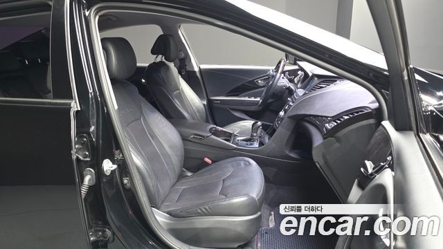 Hyundai Grandeur (HG) HG240 Modern 2015 — фото 26