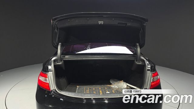 Hyundai Grandeur (HG) HG240 Modern 2015 — фото 30