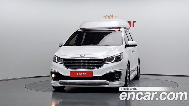Kia Carnival 9-seater Hi-Limousine Noblesse 2017 — фото 3