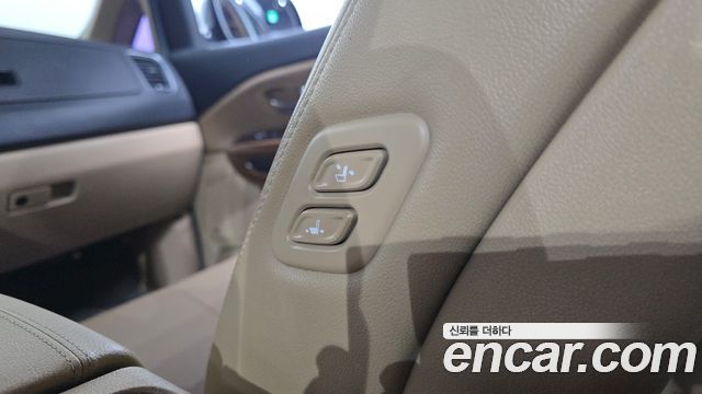Kia Carnival 9-seater Hi-Limousine Noblesse 2017 — фото 30