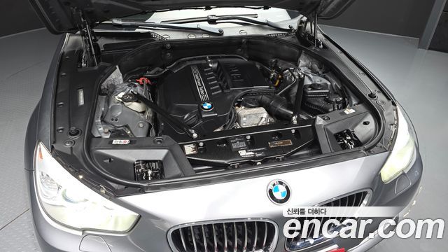 BMW 5 Series GT (F07) GT 2011 — фото 6