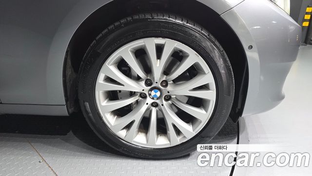 BMW 5 Series GT (F07) GT 2011 — фото 21