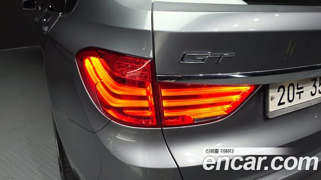 BMW 5 Series GT (F07) GT 2011 — фото 23