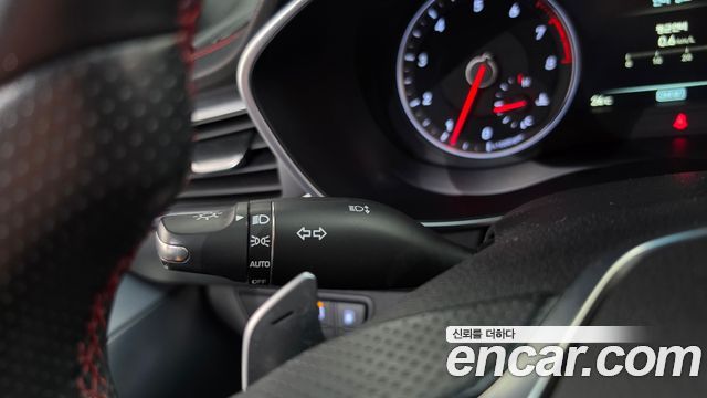 Genesis G70 2.0T Sport Package 2018 — фото 28