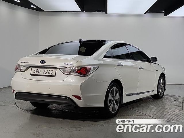 Hyundai Sonata Hybrid 2.0 Royal 2012 — фото 4
