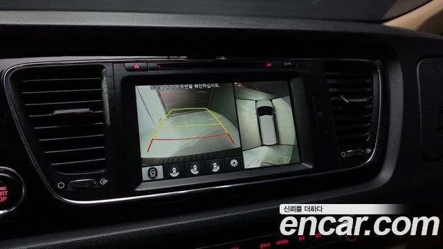 Kia Carnival 9-Seater Noblesse Special 2018 — фото 15