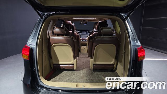 Kia Carnival 9-Seater Noblesse Special 2018 — фото 20
