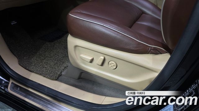Kia Carnival 9-Seater Noblesse Special 2018 — фото 32