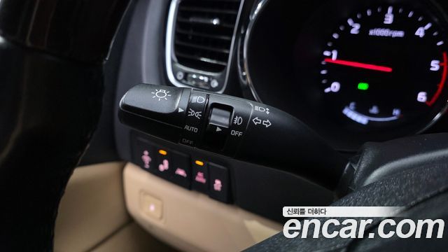 Kia Carnival 9-Seater Noblesse Special 2018 — фото 34