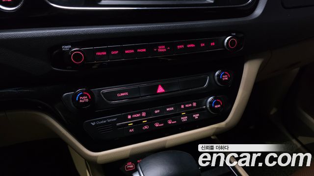 Kia Carnival 9-Seater Noblesse Special 2018 — фото 36