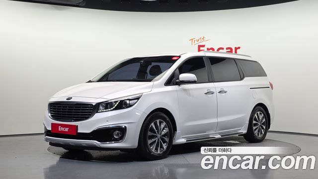 Kia Carnival 9-seater Luxury 2017 — фото 1