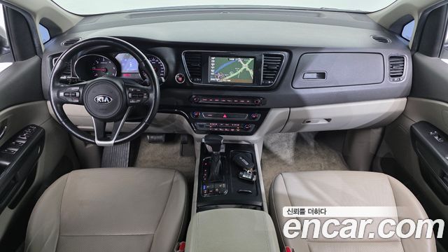 Kia Carnival 9-seater Luxury 2017 — фото 7