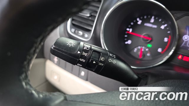 Kia Carnival 9-seater Luxury 2017 — фото 31