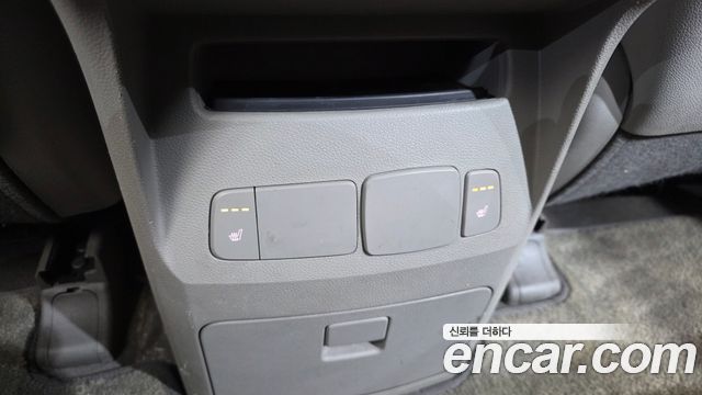 Kia Carnival 9-seater Luxury 2017 — фото 37