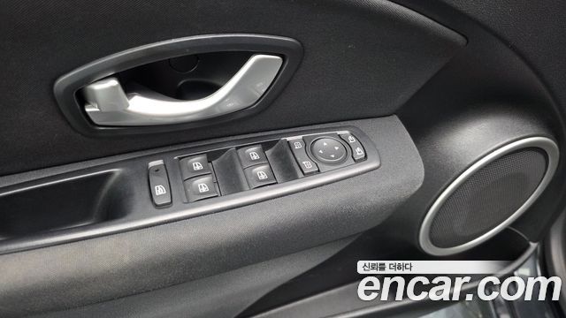 Renault Korea SM3 SE Plus 2014 — фото 31