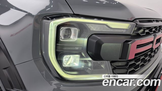 Ford Ranger (IV) 2.0 Raptor 2023 — фото 28