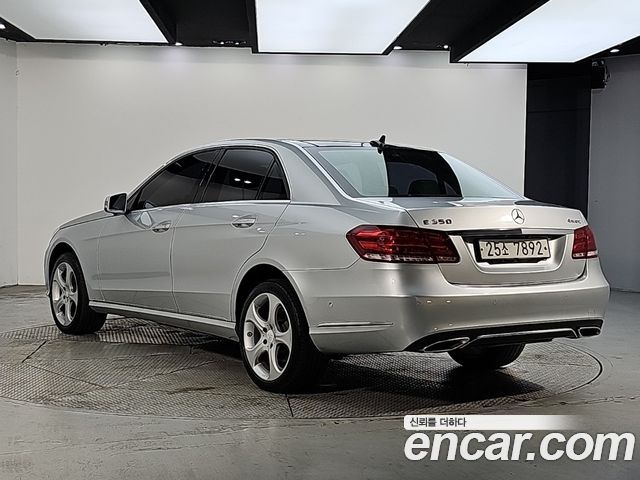 Mercedes-Benz E-Class (W212) E350 4MATIC Avantgarde 2014 — фото 3