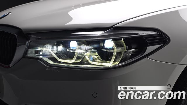 BMW 5 Series (G30) 530i xDrive M Sport Package Plus 2018 — фото 22