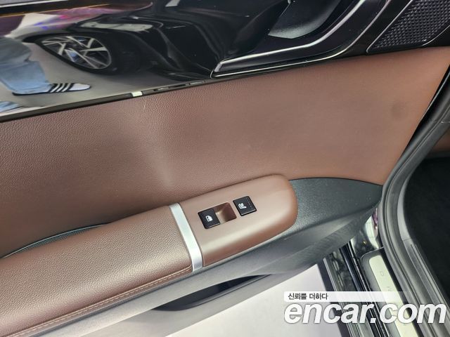 Hyundai Grandeur (GN7) 3.5 LPG 2WD Exclusive 2023 — фото 19