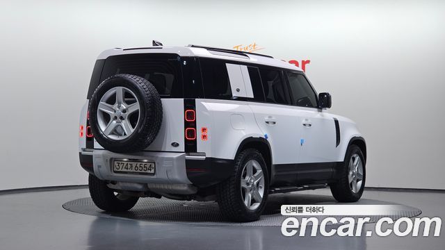 Land Rover Defender (L663) 110 D240 SE 2020 — фото 2