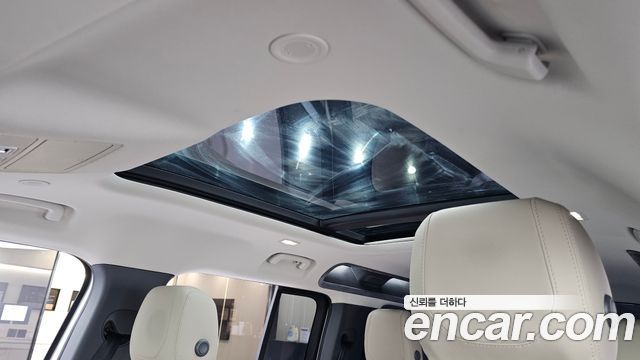 Land Rover Defender (L663) 110 D240 SE 2020 — фото 20