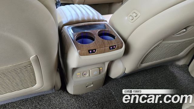 Kia Carnival Gasoline 9-seater Hi-Limousine Noblesse 2018 — фото 30