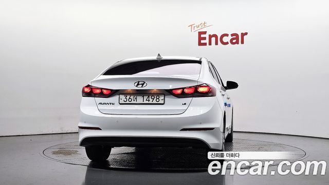 Hyundai Avante (AD) 1.6 GDI Value Plus 2018 — фото 4