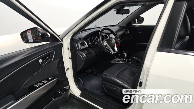 KG Mobility (SsangYong) Tivoli Diesel LX 2WD 2016 — фото 10