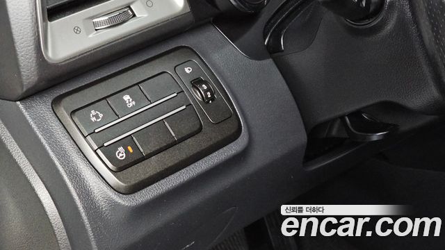 KG Mobility (SsangYong) Tivoli Diesel LX 2WD 2016 — фото 18