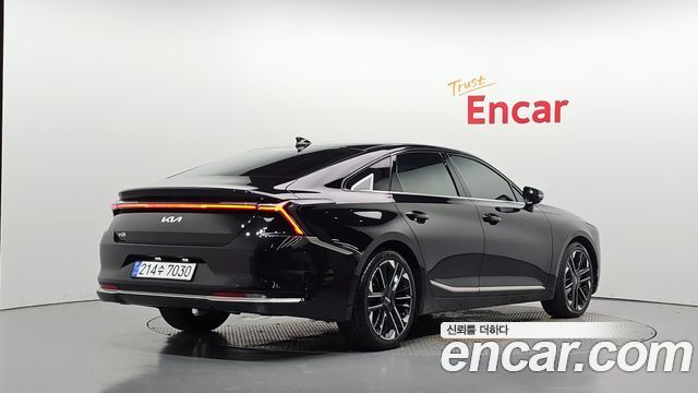 Kia K8 2.5 Gasoline 2WD Signature 2025 — фото 2