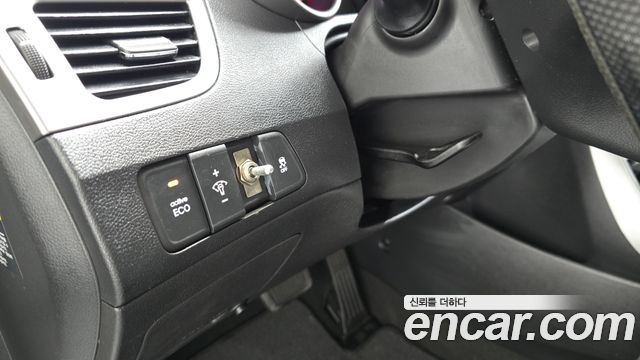 Hyundai Avante (MD) M16 GDI Style 2013 — фото 17