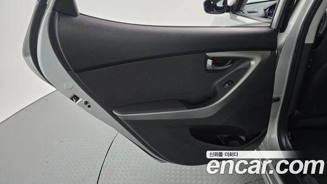 Hyundai Avante (MD) M16 GDI Style 2013 — фото 25