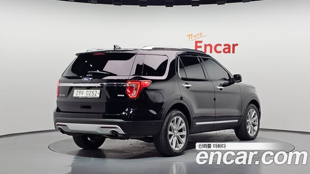 Ford Explorer 2.3 Limited 4WD 5th 2017 — фото 2