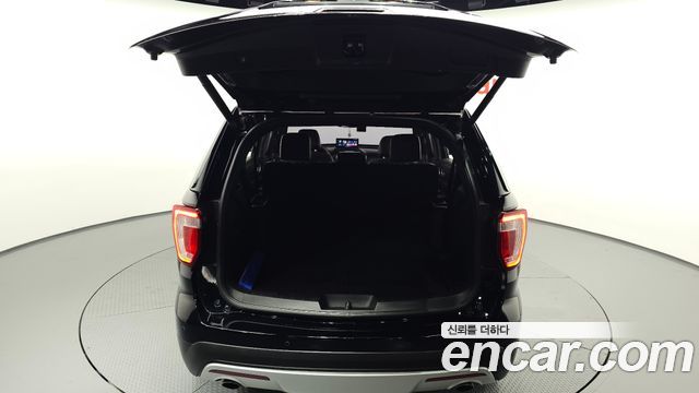 Ford Explorer 2.3 Limited 4WD 5th 2017 — фото 24