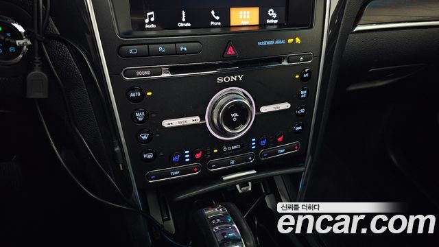 Ford Explorer 2.3 Limited 4WD 5th 2017 — фото 38