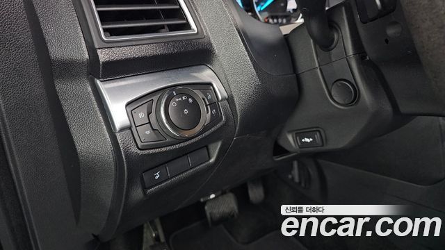 Ford Explorer 2.3 Limited 4WD 5th 2017 — фото 42