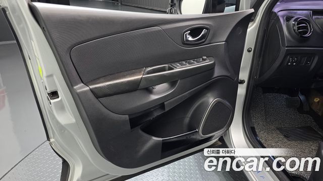 Renault Korea QM3 LE 2014 — фото 24