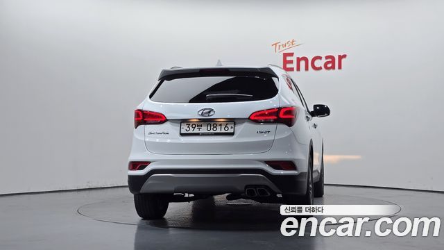 Hyundai Santa Fe The Prime Diesel 2.0 2WD Premium 2016 — фото 4