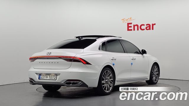 Hyundai Grandeur (IG) 2.5 Calligraphy 2020 — фото 2