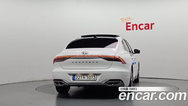 Hyundai Grandeur (IG) 2.5 Calligraphy 2020 — фото 4