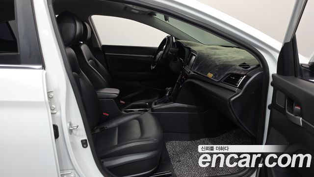 Hyundai Avante (AD) 1.6 GDI Modern 2016 — фото 26